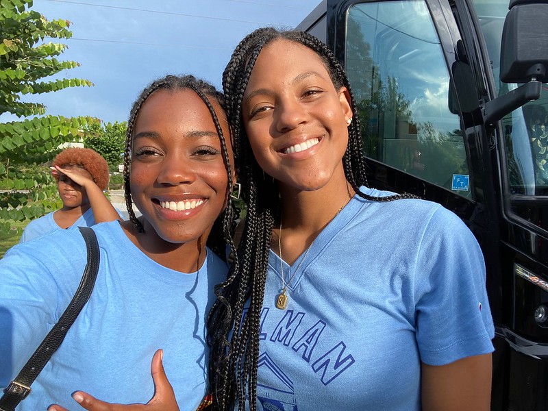 Two Speman students posing for a photograph
