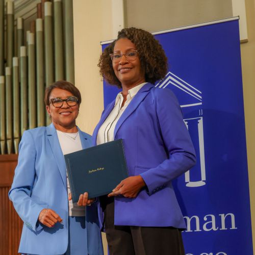 Spelman Presidential Award Winner Marionette Holmes